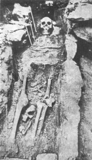 evresi tafoy Agioy Nikolaoy 1