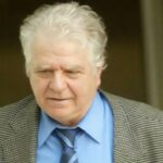 O Filippos Koytsaytis analyei ton thanato toy Xristoy ston stayro